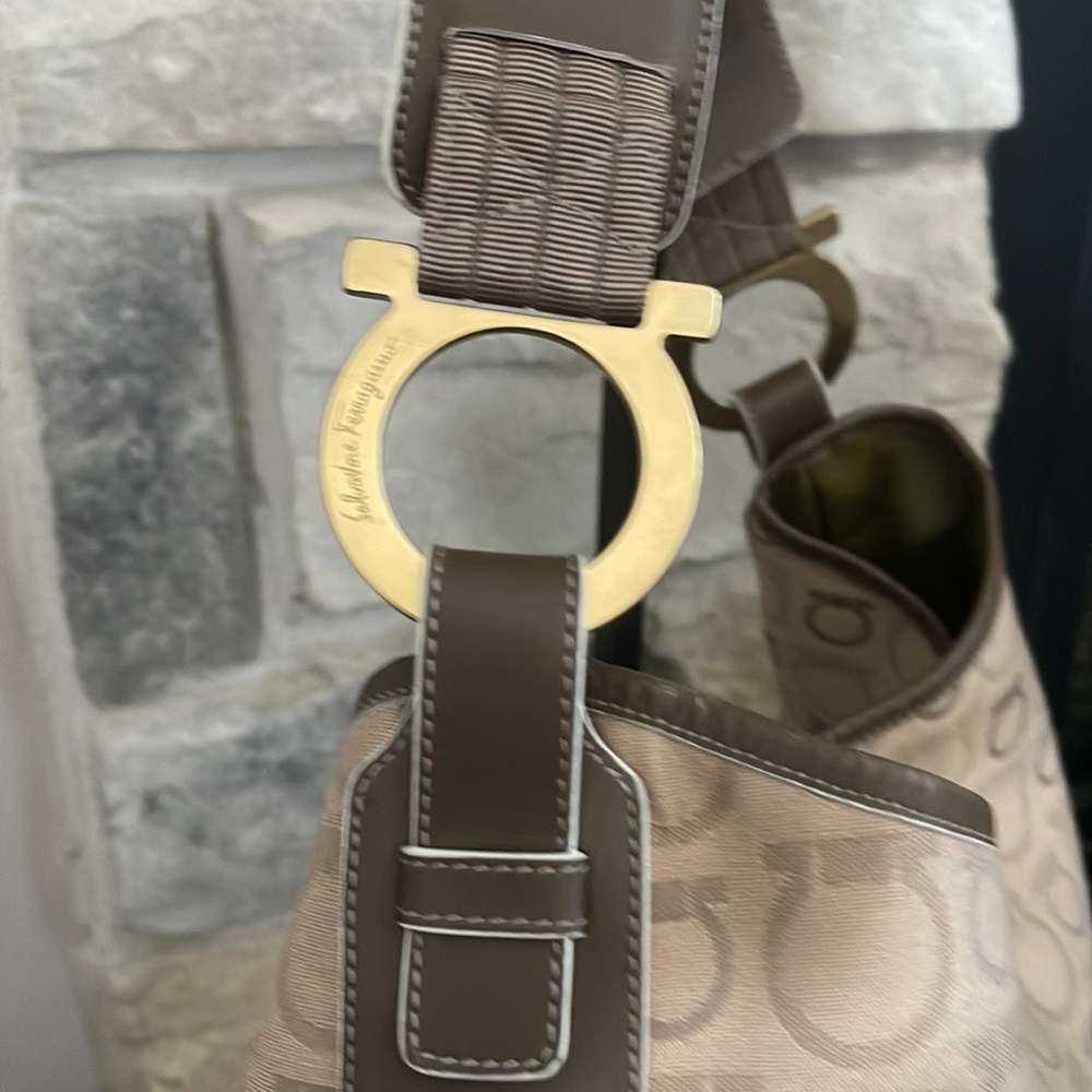 Ferragamo Hobo Bag - Picture 3 of 13